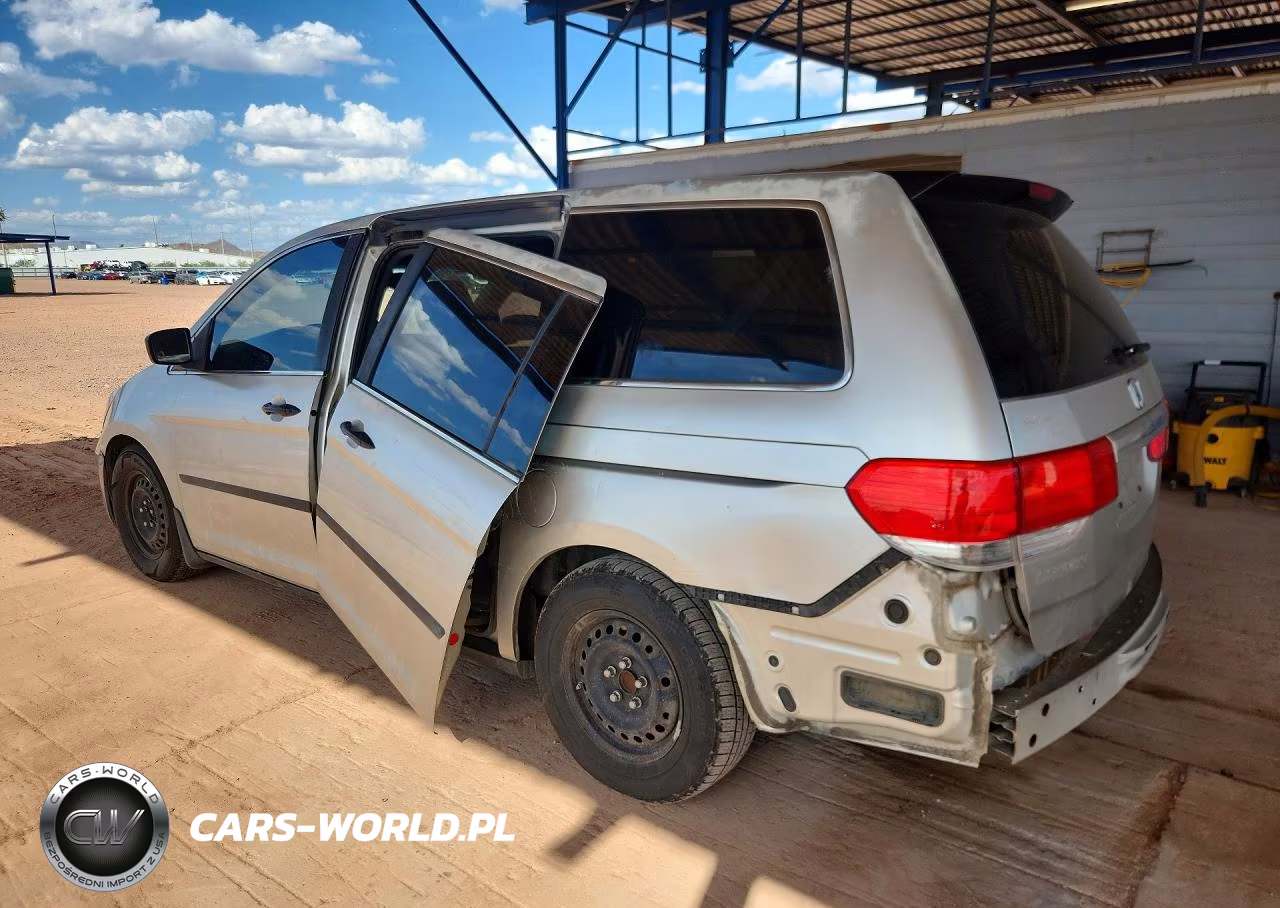2008 Honda Odyssey Lx VIN:5FNRL38248B041329 - 2