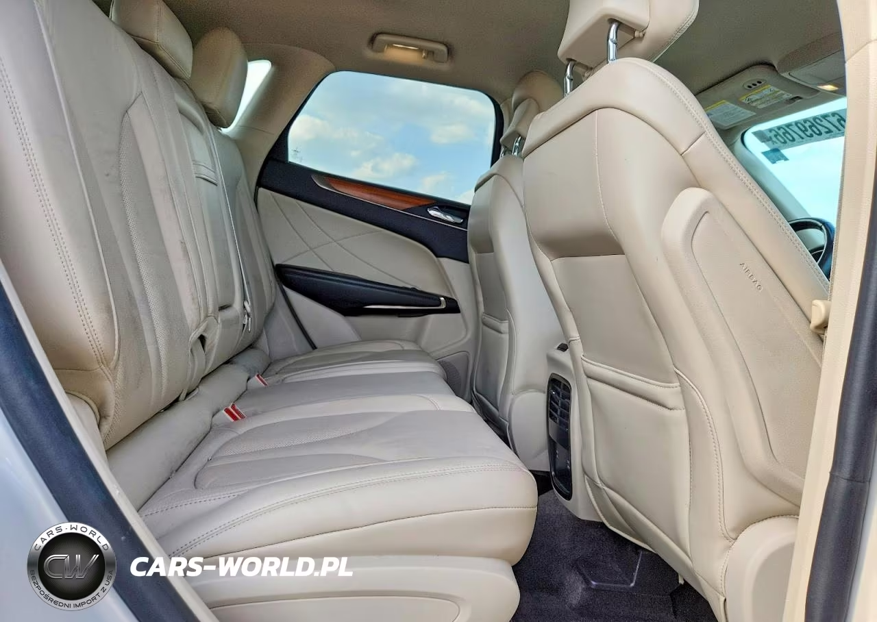 2019 Lincoln Mkc Select VIN:5LMCJ2D90KUL02858 - 11