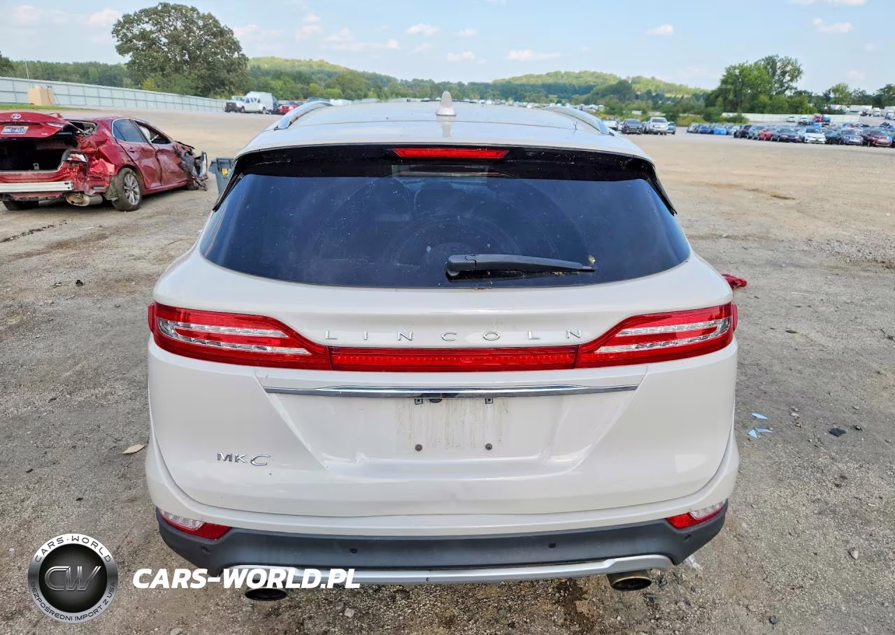 2019 Lincoln Mkc Select VIN:5LMCJ2D90KUL02858 - 6