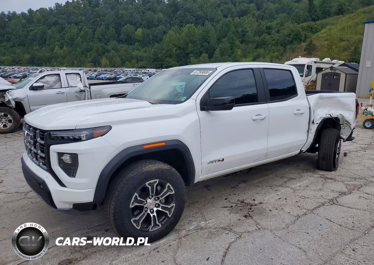 2024 GMC Canyon At4