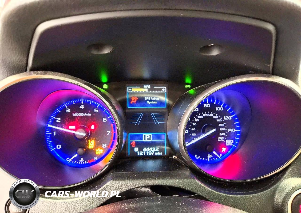 2018 Subaru Outback 3.6R Limited VIN:4S4BSENC4J3235189 - 9