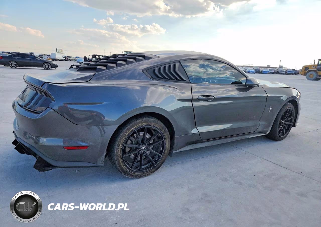 2018 Ford Mustang VIN:1FA6P8TH5J5109022 - 3