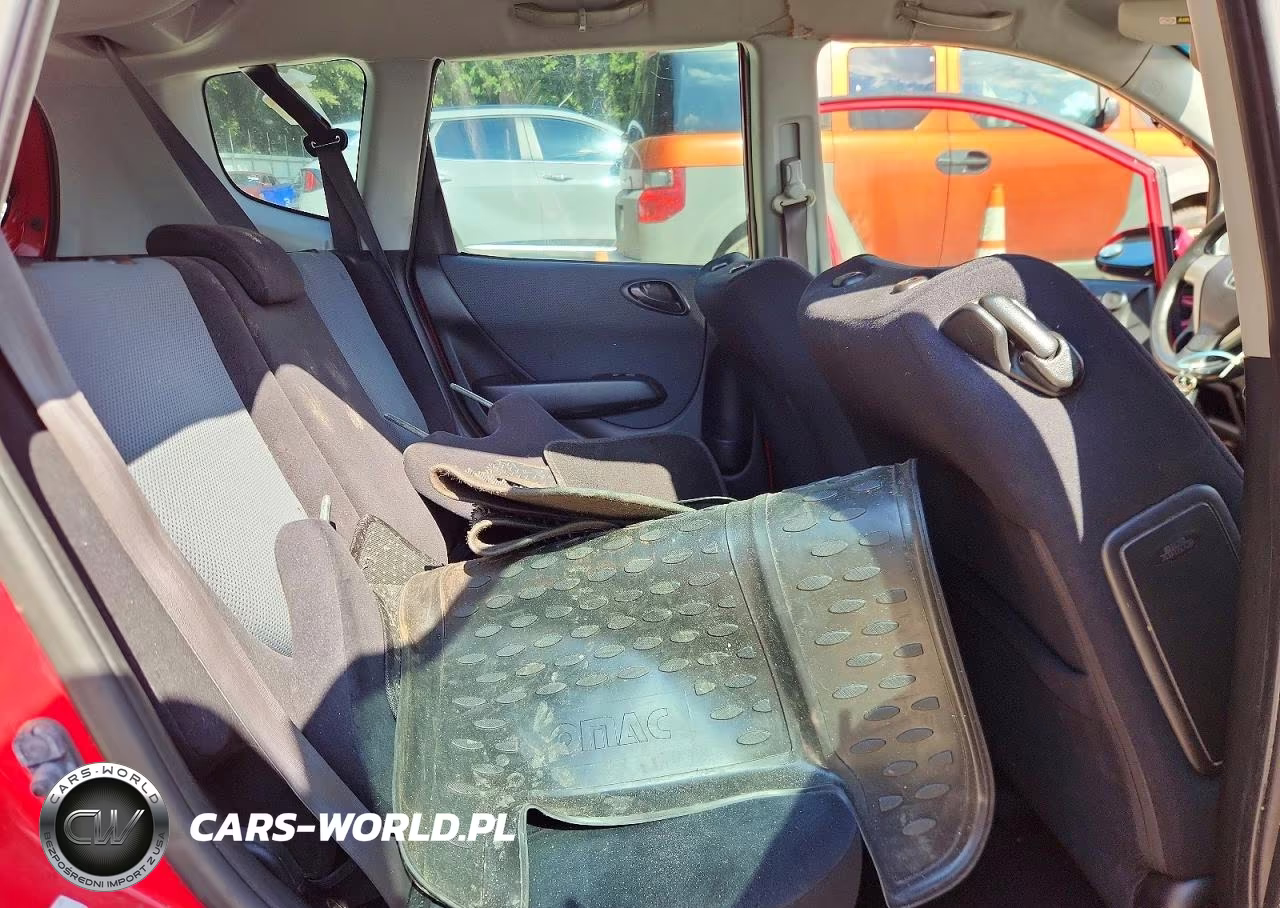 2007 Honda Fit S VIN:JHMGD38607S047071 - 10