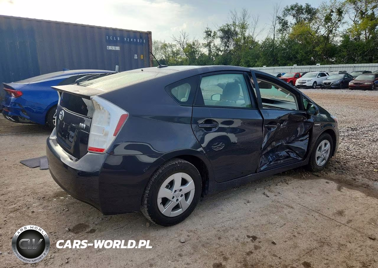 2011 Toyota Prius Two VIN:JTDKN3DU5B5362971 - 3