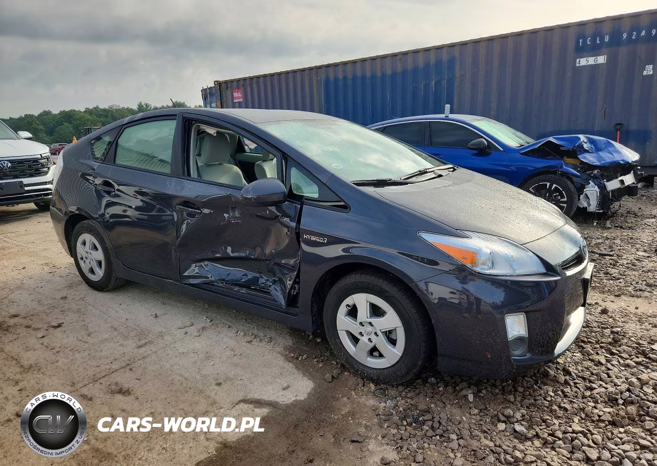 2011 Toyota Prius Two VIN:JTDKN3DU5B5362971 - 4