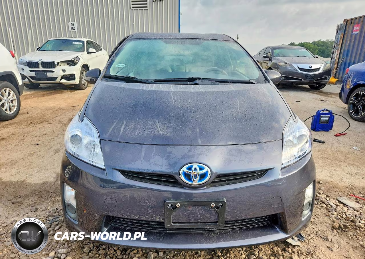 2011 Toyota Prius Two VIN:JTDKN3DU5B5362971 - 5