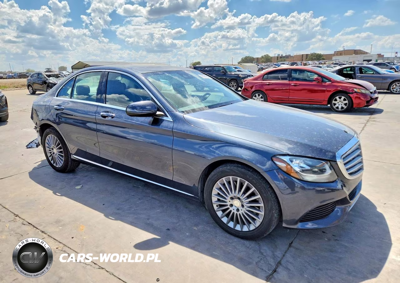 2016 Mercedes-Benz C 300 4Matic VIN:55SWF4KB0GU131115 - 4