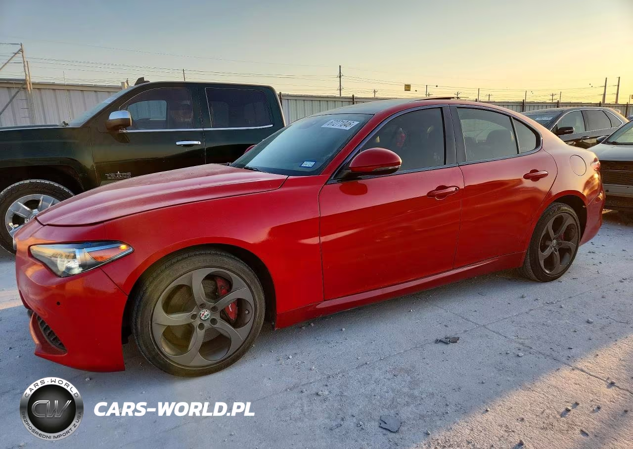 2017 Alfa Romeo Giulia Q4