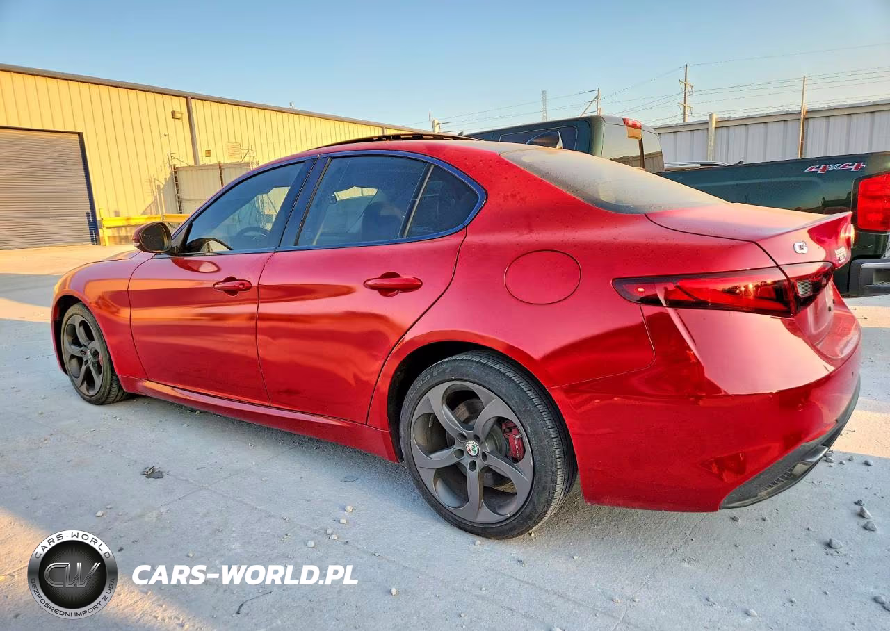 2017 Alfa Romeo Giulia Q4 VIN:ZARFAEDN9H7550025 - 2