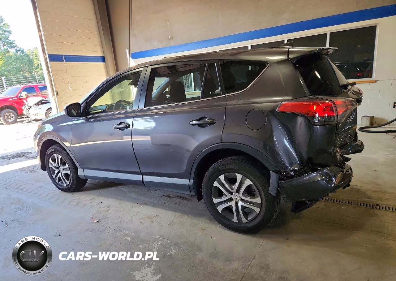 2018 Toyota Rav4 Le VIN:JTMBFREV7JJ745839 - 2