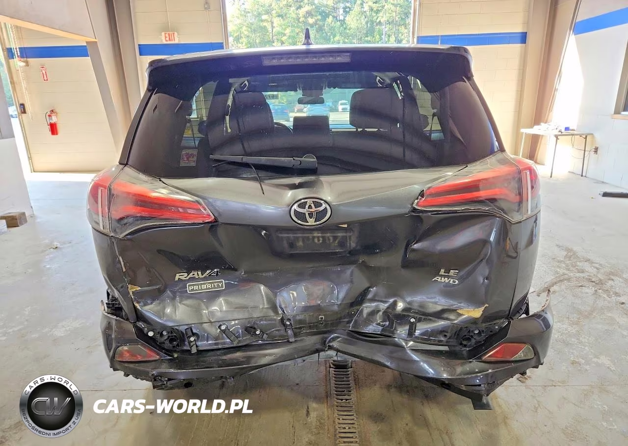 2018 Toyota Rav4 Le VIN:JTMBFREV7JJ745839 - 6
