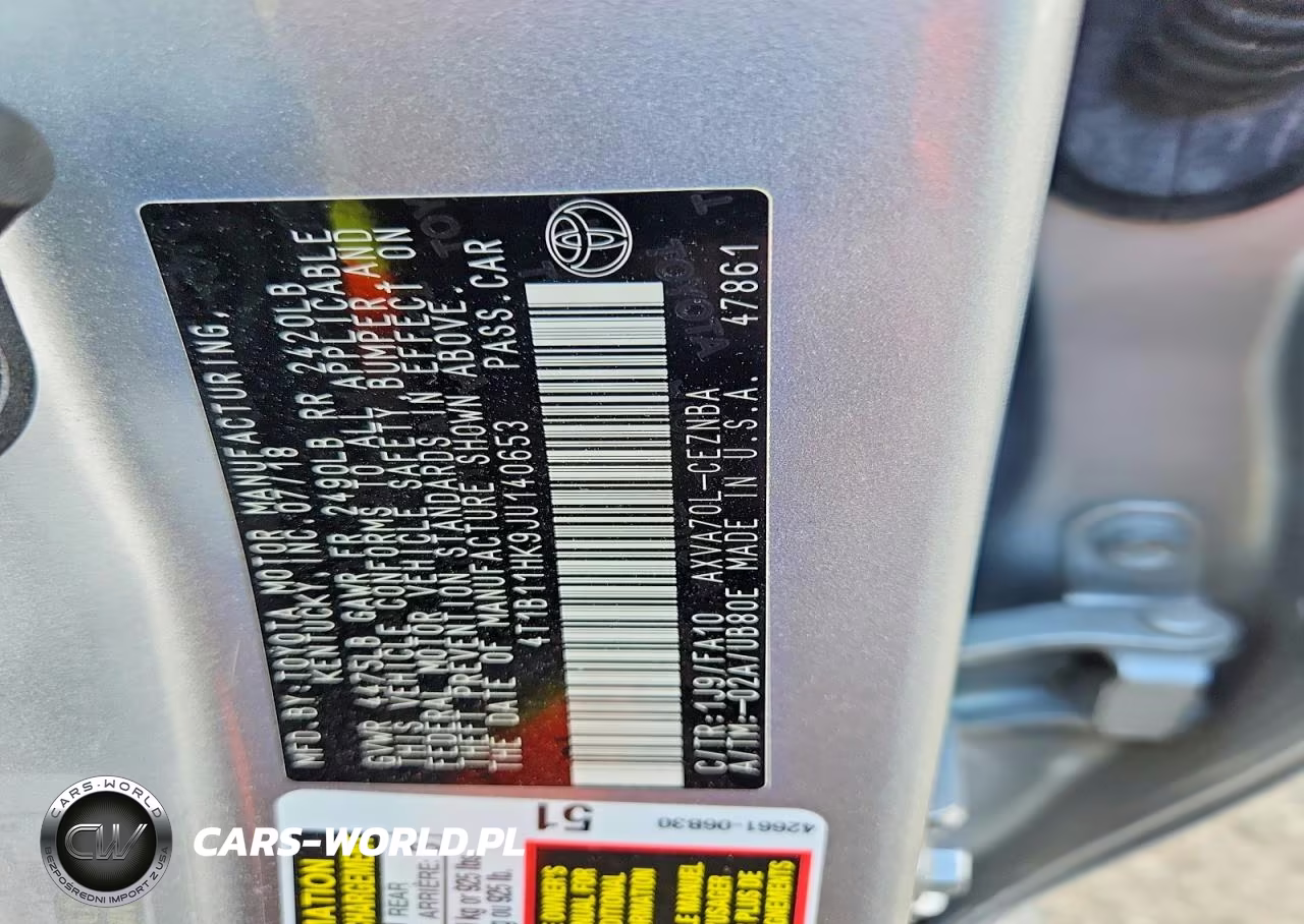 2018 Toyota Camry Le VIN:4T1B11HK9JU140653 - 12