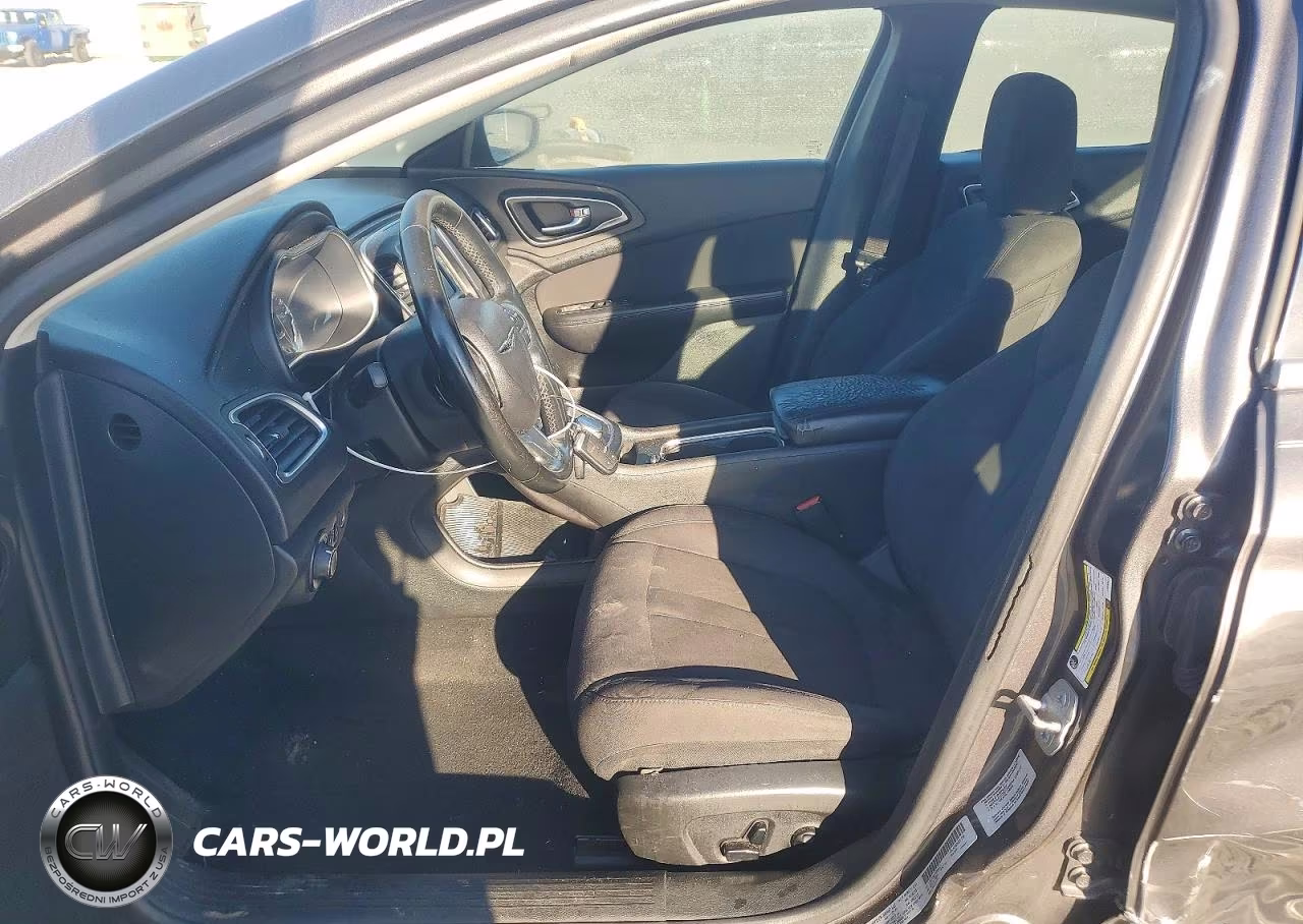 2015 Chrysler 200 Limited VIN:1C3CCCAB1FN590411 - 7
