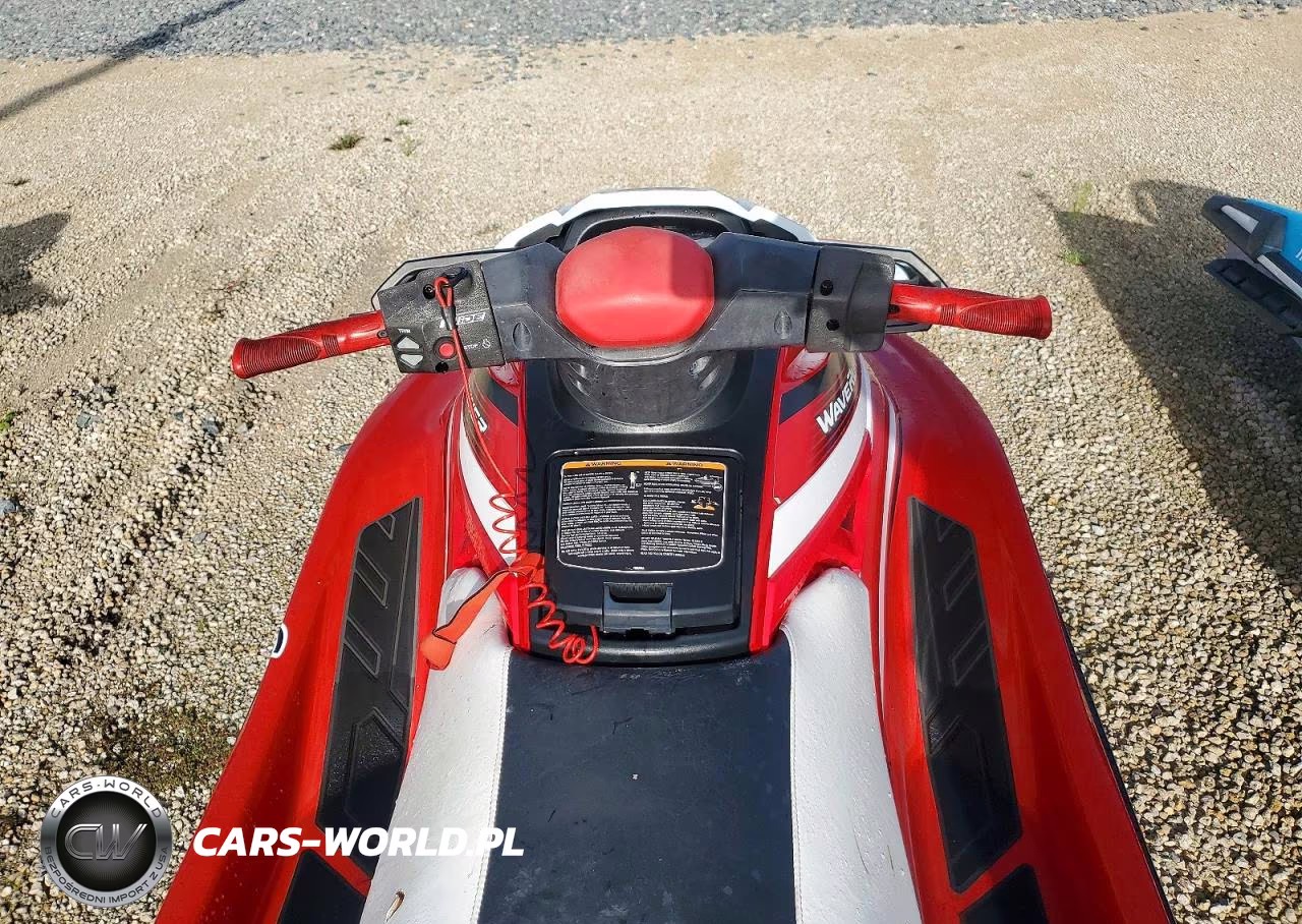 2017 Yamaha Gp1800 Jet Ski VIN:YAMA1570K617 - 5