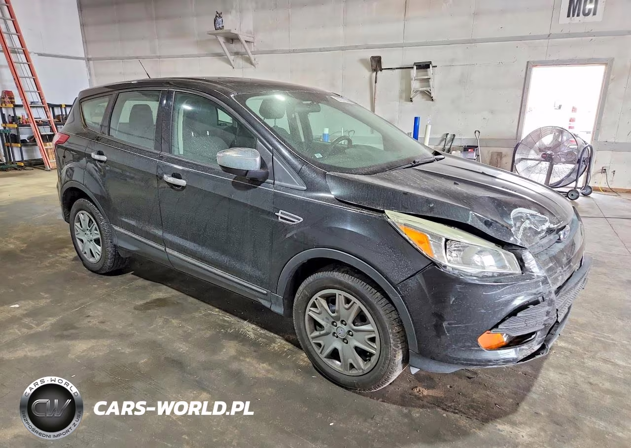2013 Ford Escape S VIN:1FMCU0F77DUA29009 - 4
