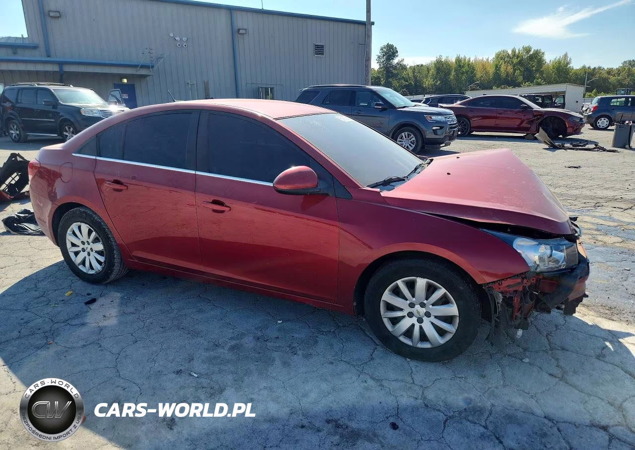 2011 Chevrolet Cruze Lt VIN:1G1PF5S9XB7256137 - 4
