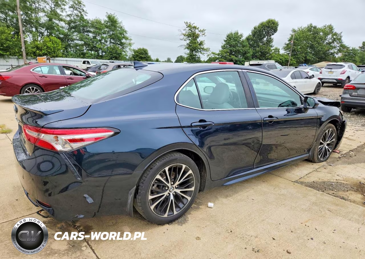 2019 Toyota Camry Se VIN:4T1B11HK3KU757760 - 3