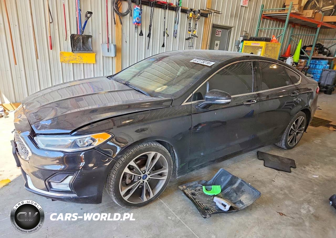 2019 Ford Fusion Titanium VIN:3FA6P0D94KR116745 - 1