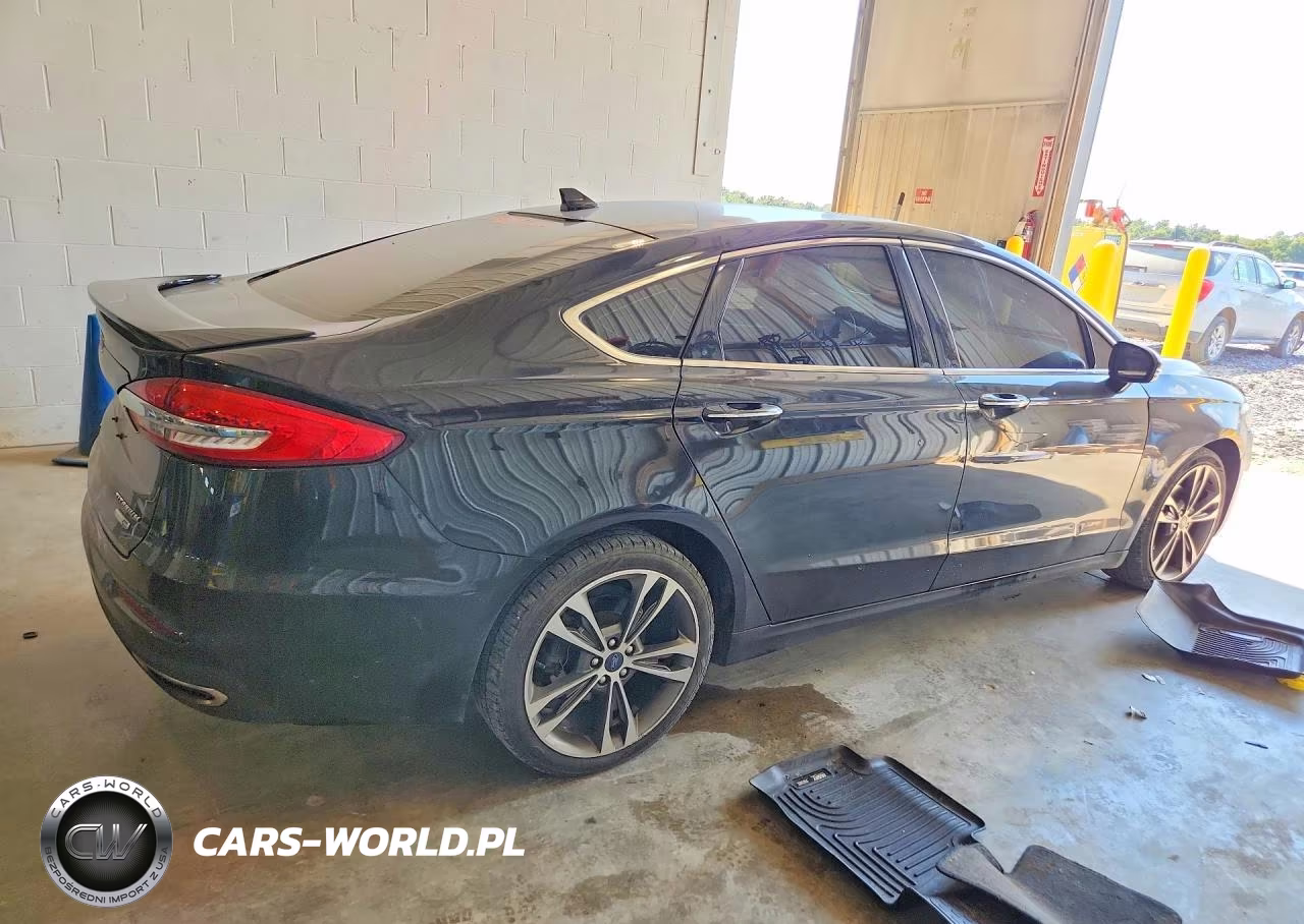2019 Ford Fusion Titanium VIN:3FA6P0D94KR116745 - 3