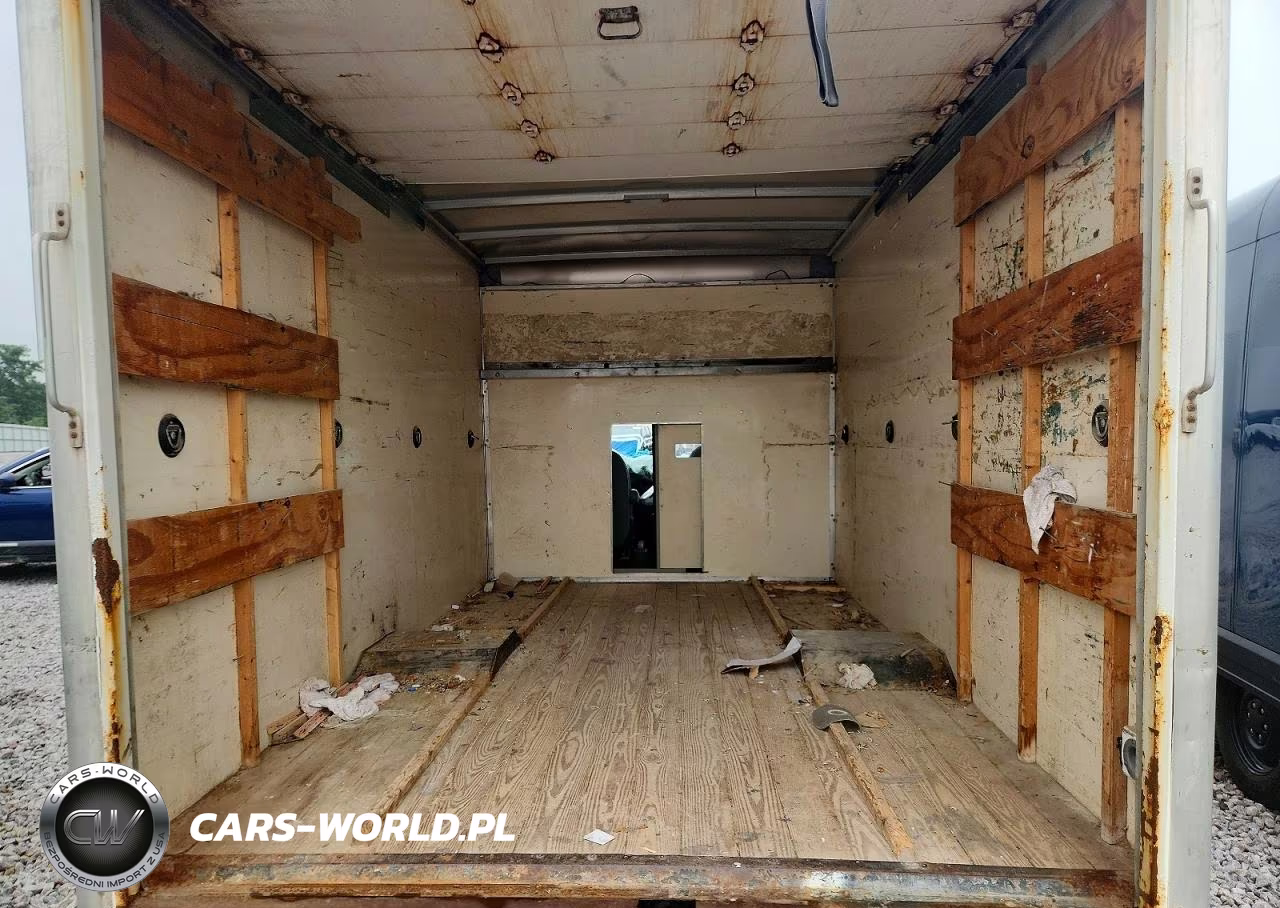 2015 Ford Transit Box Truck VIN:1FDWS6PM3FKA88423 - 10