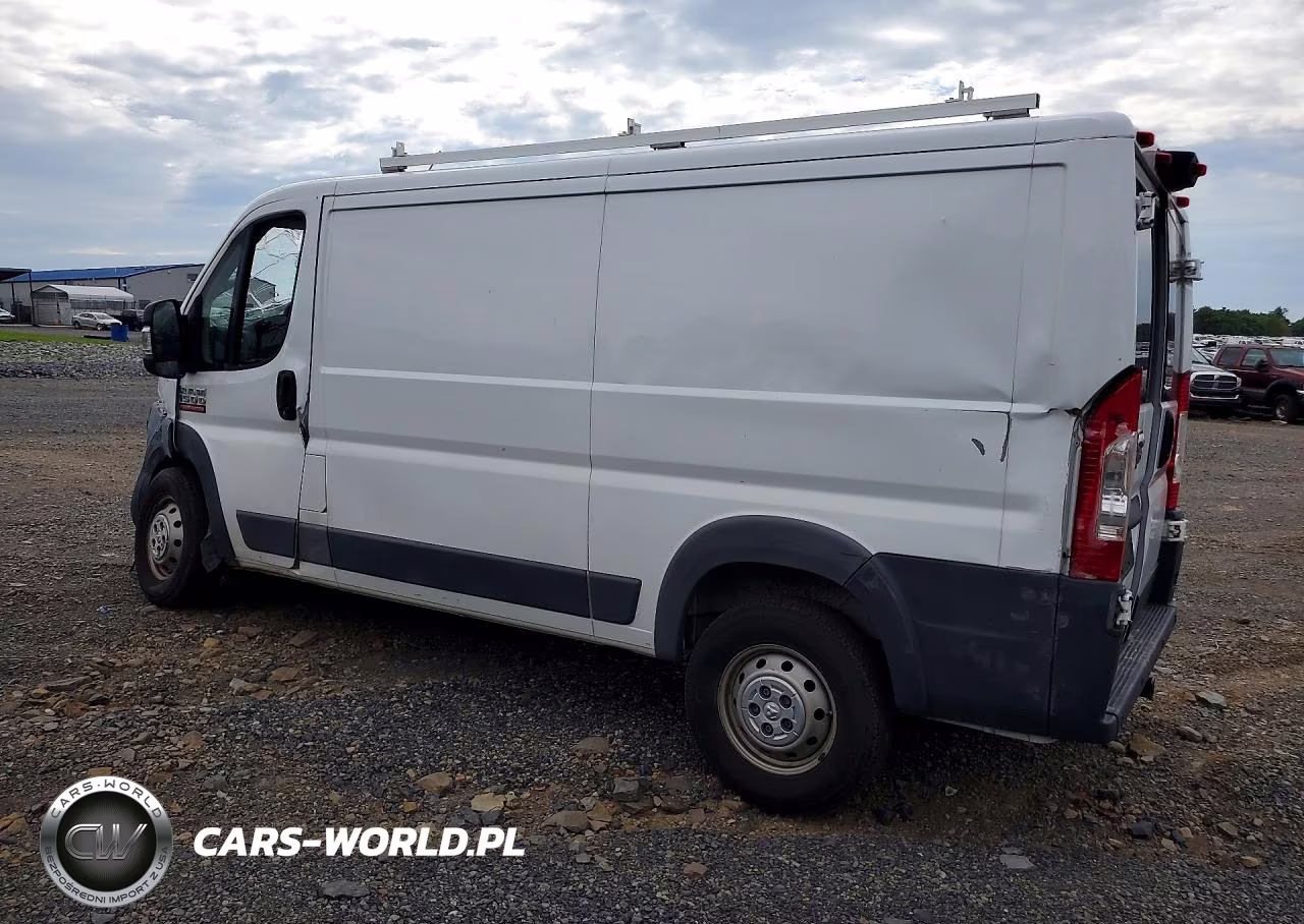 2018 Ram Promaster 1500 1500 Standard VIN:3C6TRVAG8JE155987 - 2