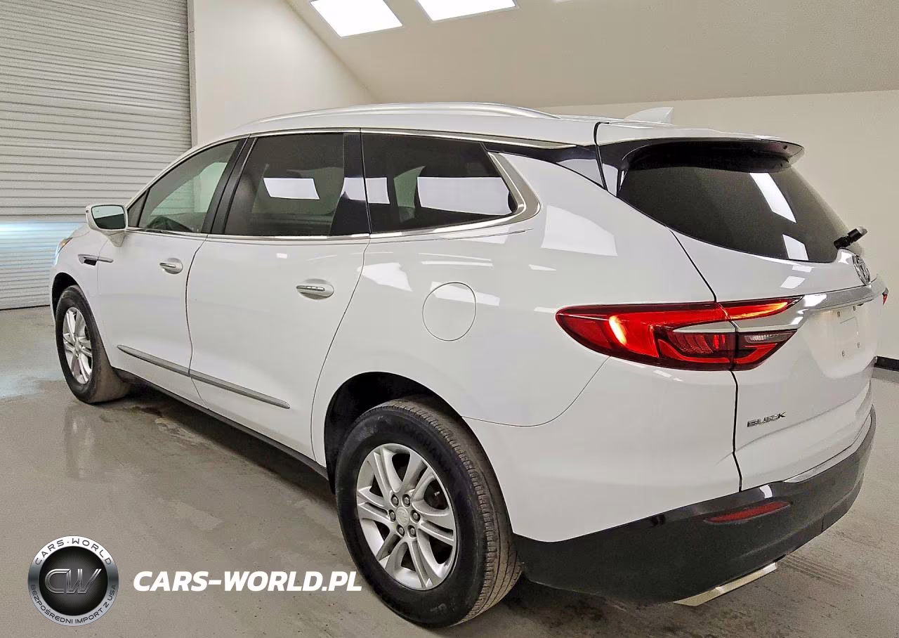 2018 Buick Enclave Essence VIN:5GAERBKW3JJ242979 - 2