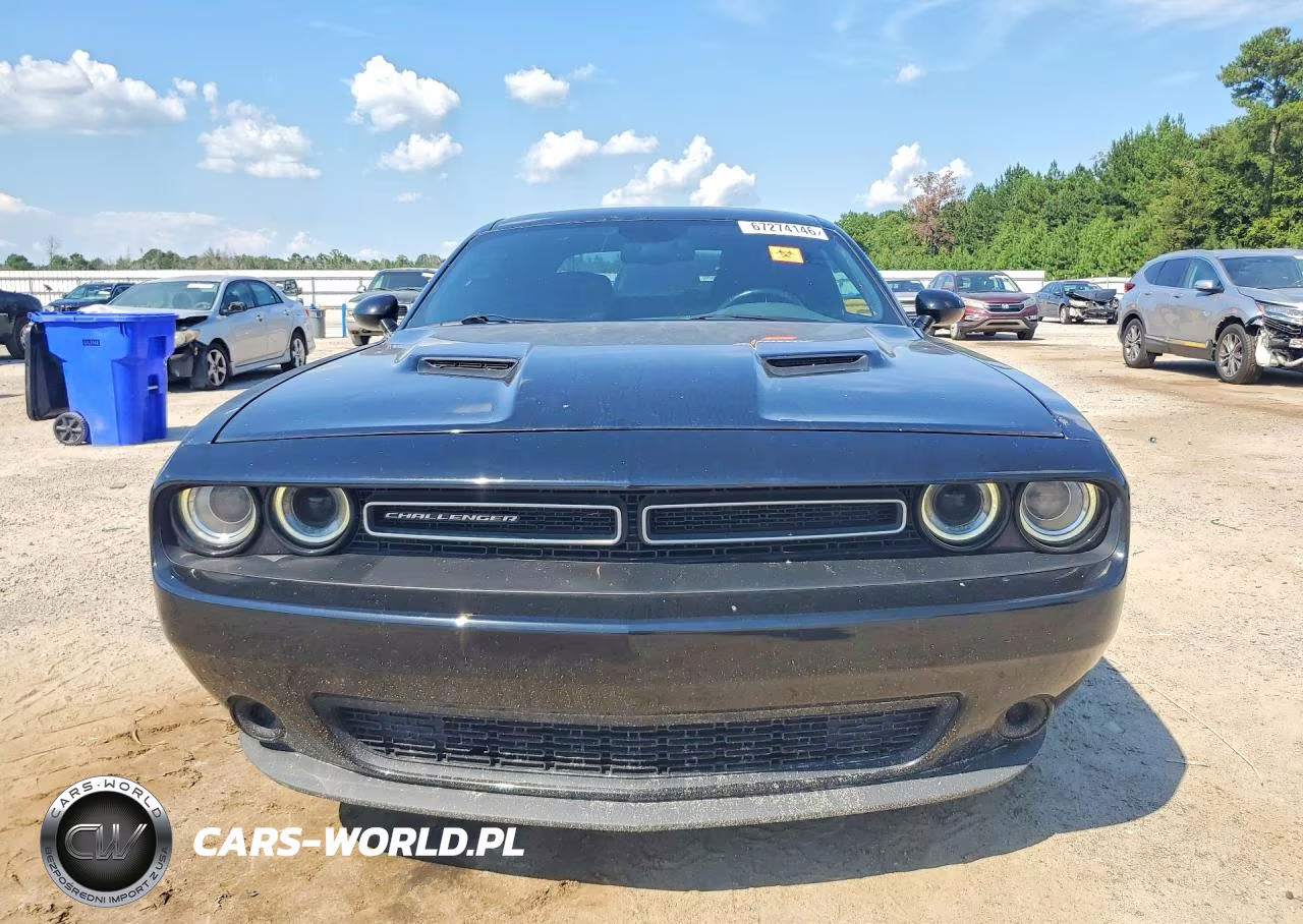 2016 Dodge Challenger Sxt VIN:2C3CDZAG7GH137643 - 5