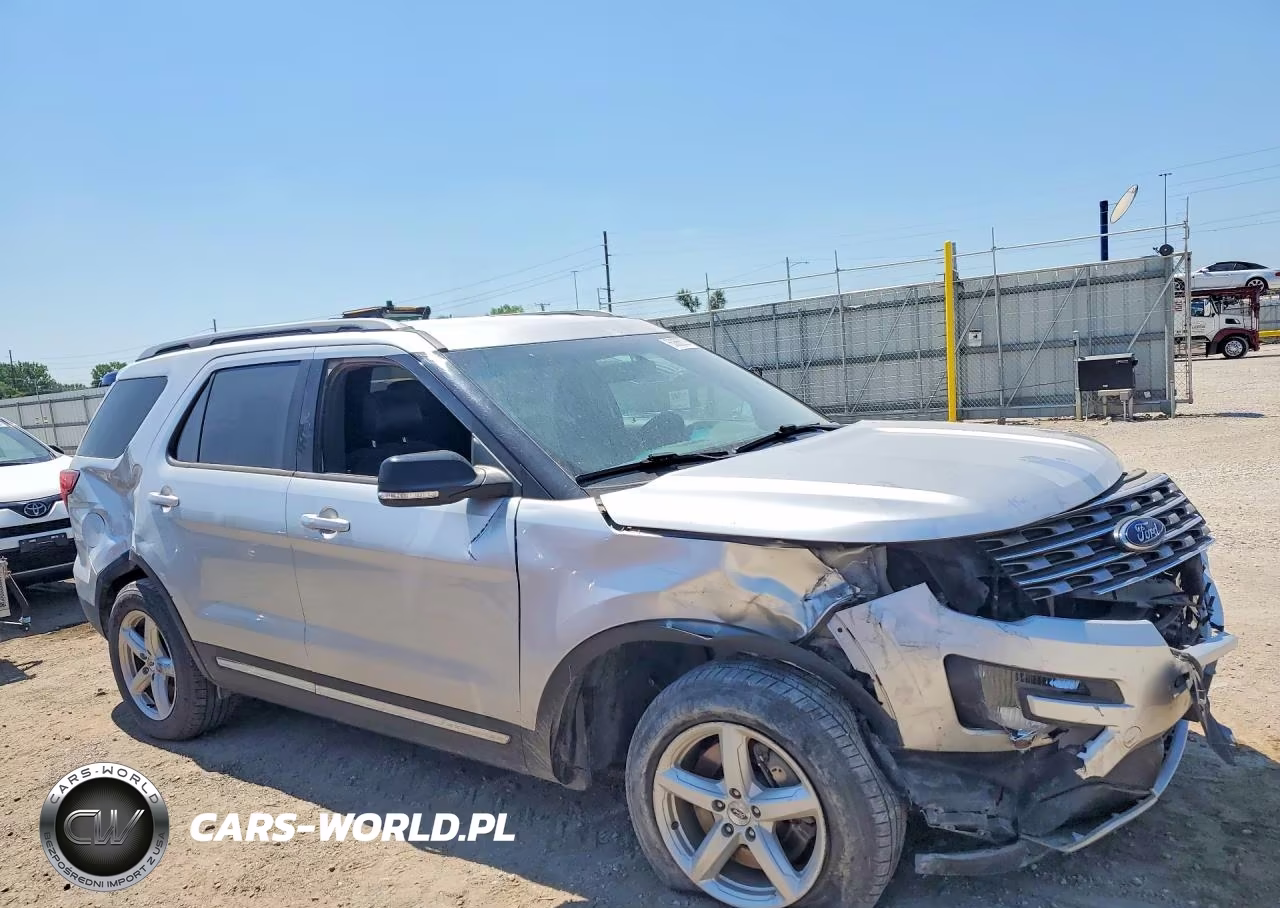 2016 Ford Explorer Xlt VIN:1FM5K8D80GGC51242 - 4