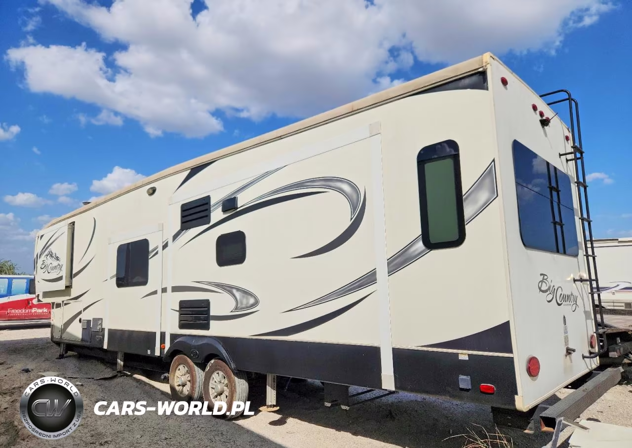 2017 Heartland Big Country Camper VIN:5SFBG4427HE326512 - 3