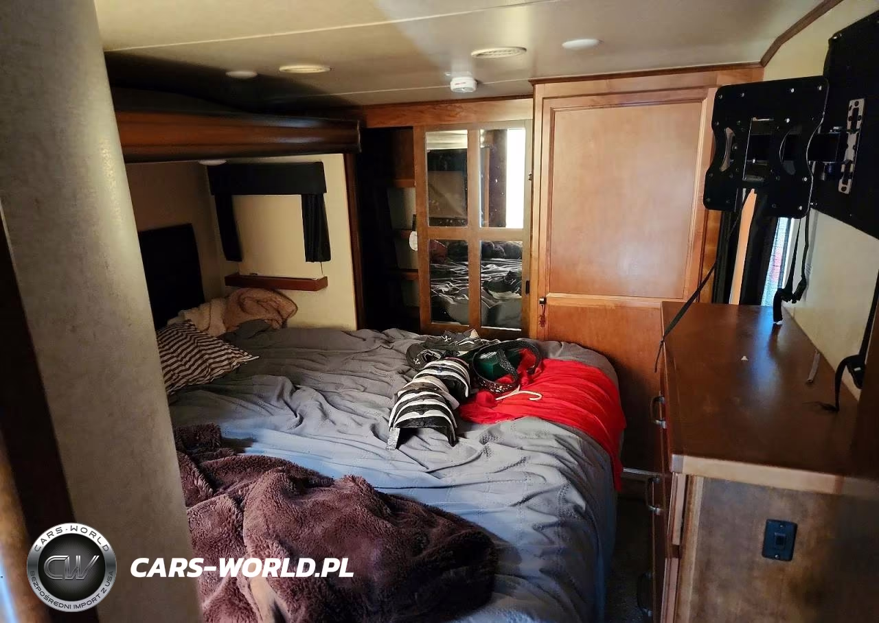2017 Heartland Big Country Camper VIN:5SFBG4427HE326512 - 7