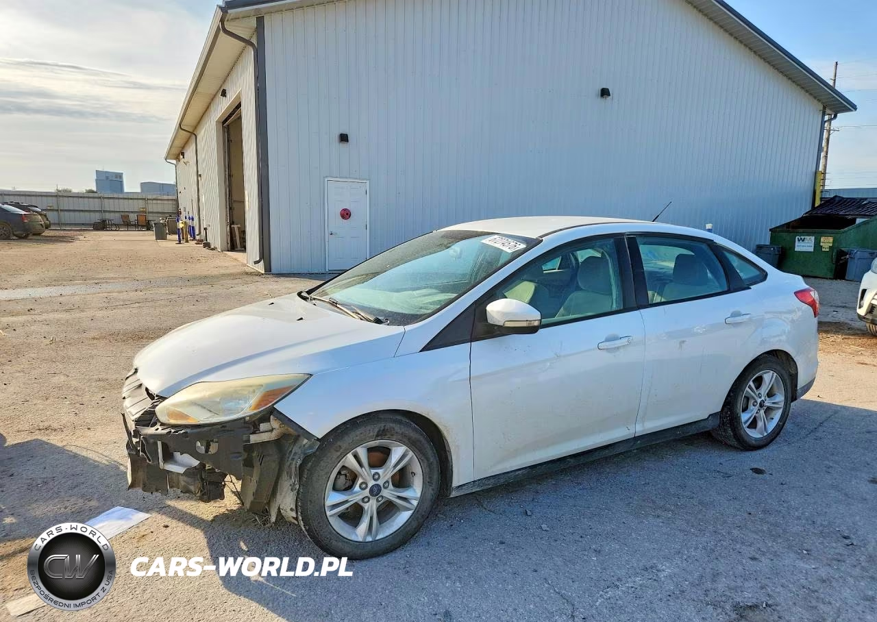 2014 Ford Focus Titanium VIN:1FADP3F25EL349352 - 1