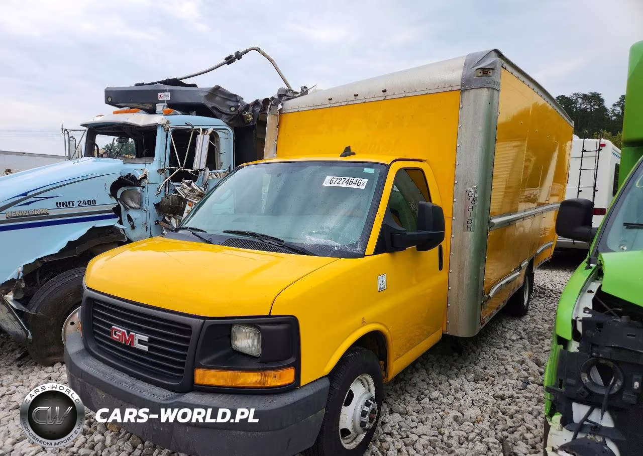 2017 GMC Savana Box Truck