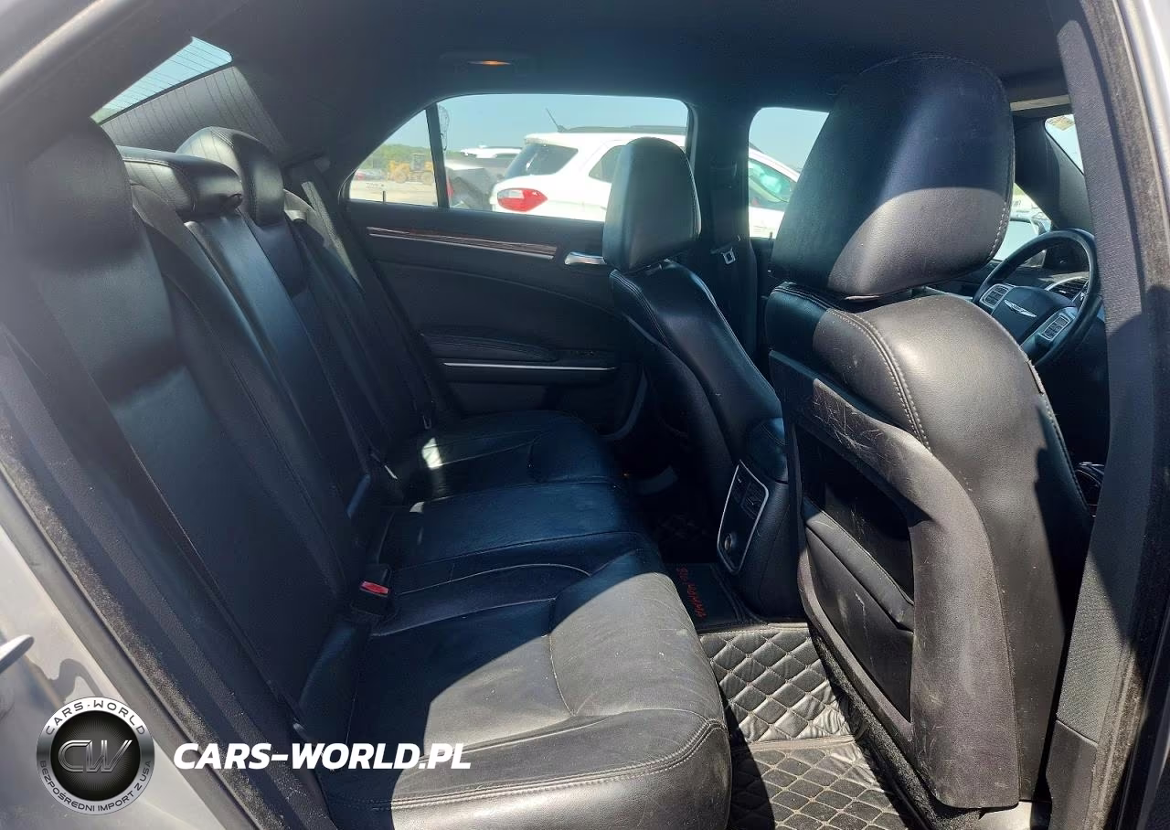 2012 Chrysler 300 Limited VIN:2C3CCACG5CH266041 - 10