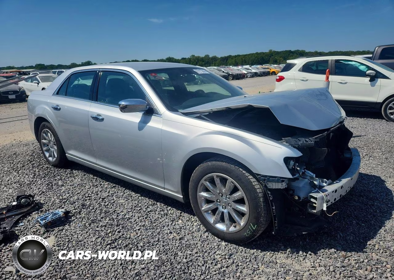 2012 Chrysler 300 Limited VIN:2C3CCACG5CH266041 - 4