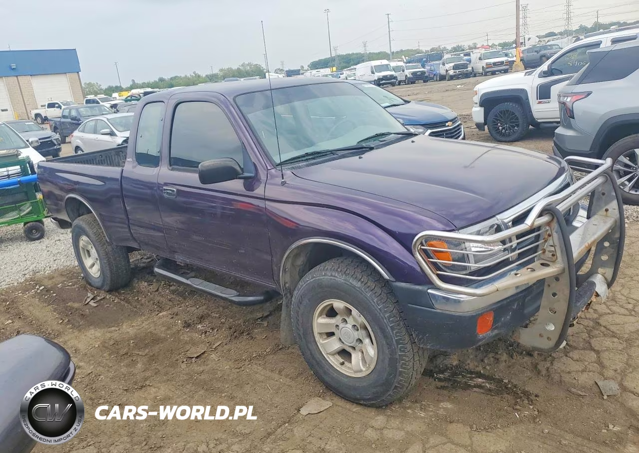 1998 Toyota Tacoma Base VIN:4TAWM72N8WZ113890 - 4