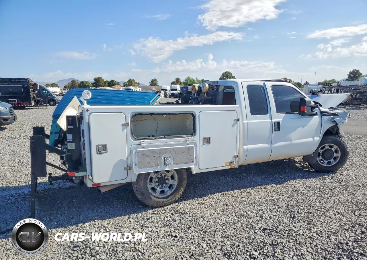 2012 Ford F250 Super Duty VIN:1FD7X2A61CEB17761 - 3