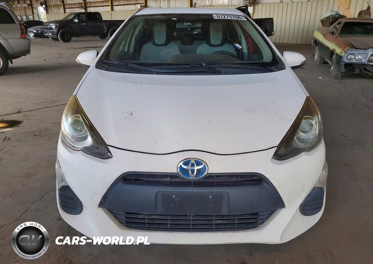 2016 Toyota Prius C One VIN:JTDKDTB33G1128792 - 5