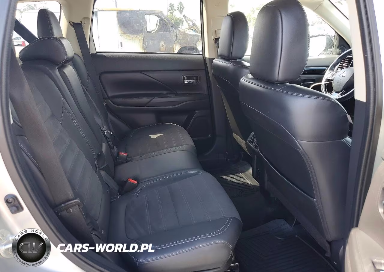 2020 Mitsubishi Outlander VIN:JA4AD3A32LZ014253 - 11