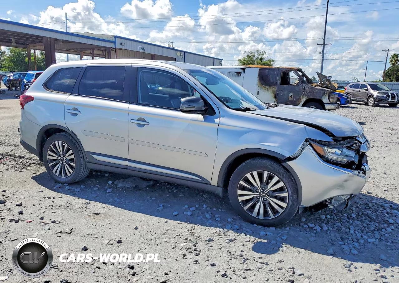 2020 Mitsubishi Outlander VIN:JA4AD3A32LZ014253 - 4