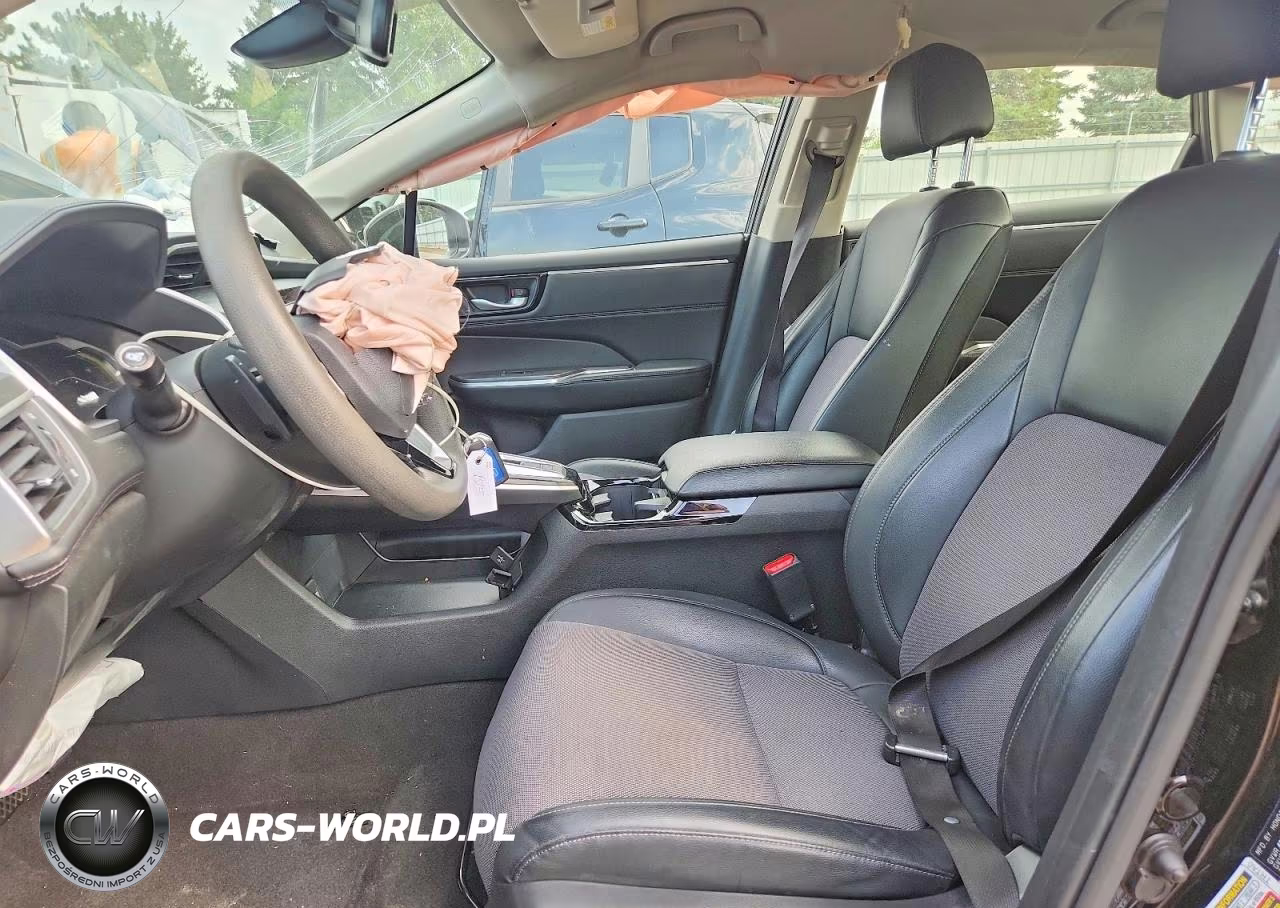 2018 Honda Clarity VIN:JHMZC5F10JC011249 - 7