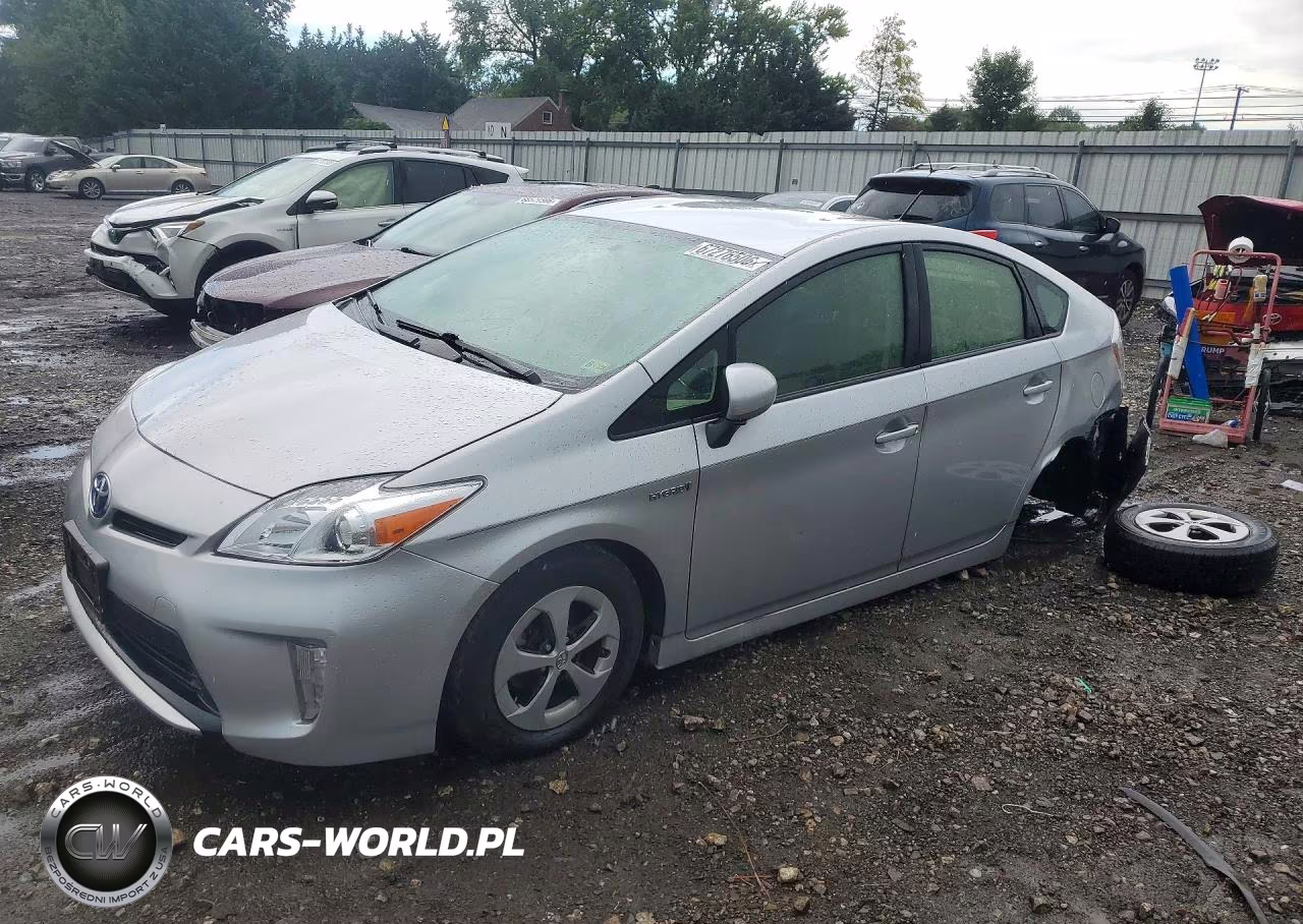 2013 Toyota Prius Three VIN:JTDKN3DU0D5543608 - 1