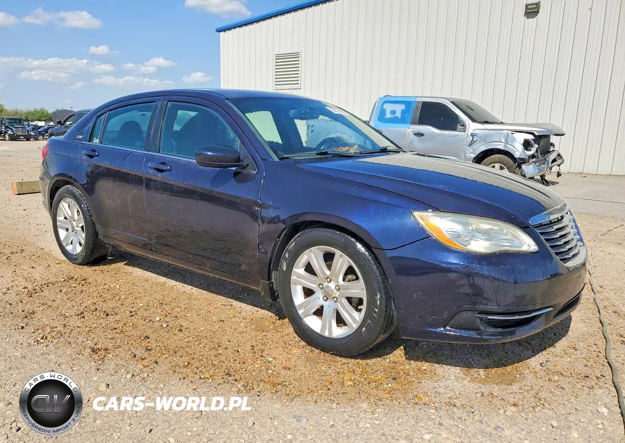 2012 Chrysler 200 Touring VIN:1C3CCBBB1CN288105 - 4