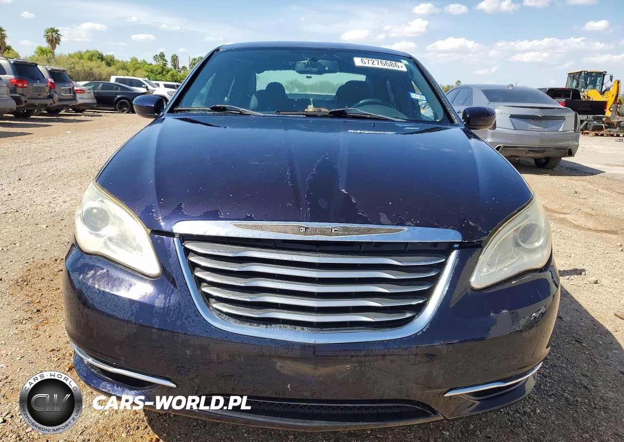 2012 Chrysler 200 Touring VIN:1C3CCBBB1CN288105 - 5