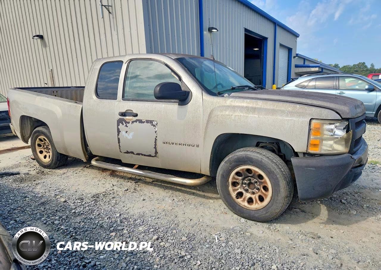 2008 Chevrolet Silverado C1500 VIN:1GCEC19X68Z164976 - 4