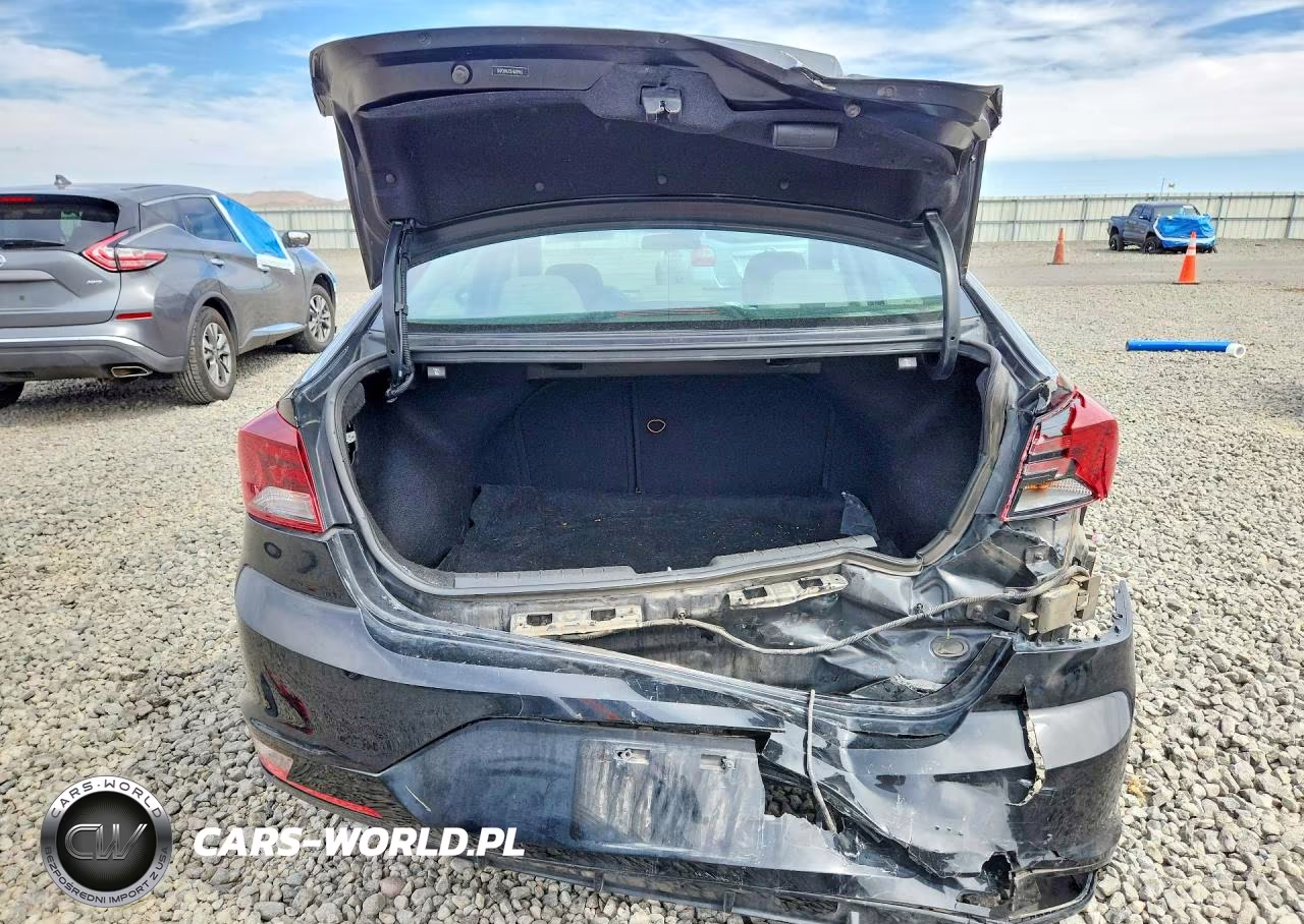 2020 Hyundai Elantra Sel VIN:5NPD84LF2LH629963 - 6