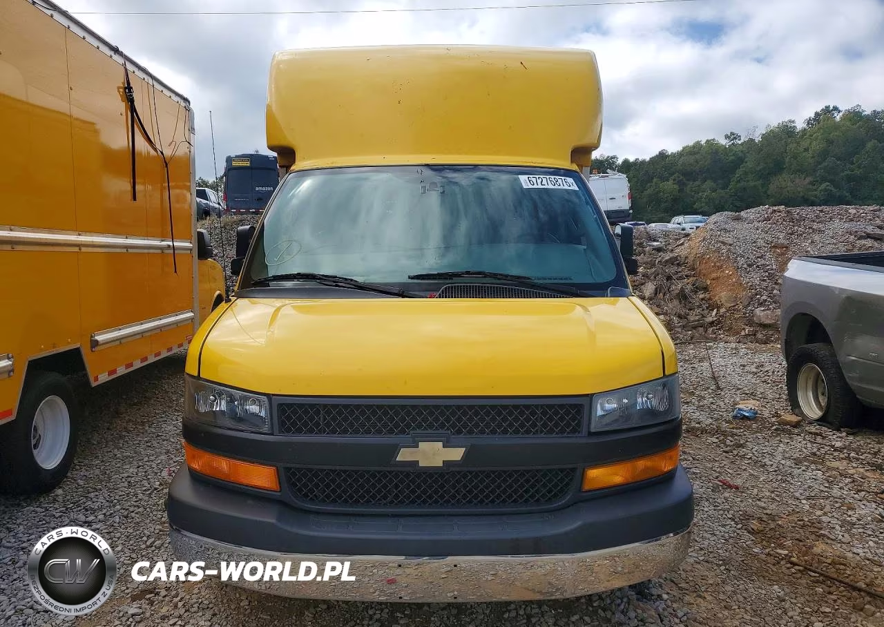 2019 Chevrolet Express G3500 Delivery Truck VIN:1GB0GRFG6K1366003 - 5