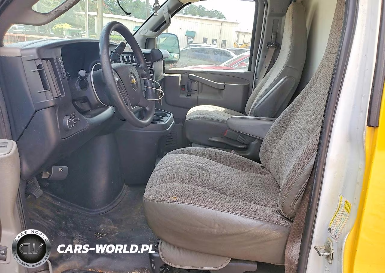 2019 Chevrolet Express G3500 Delivery Truck VIN:1GB0GRFG6K1366003 - 7