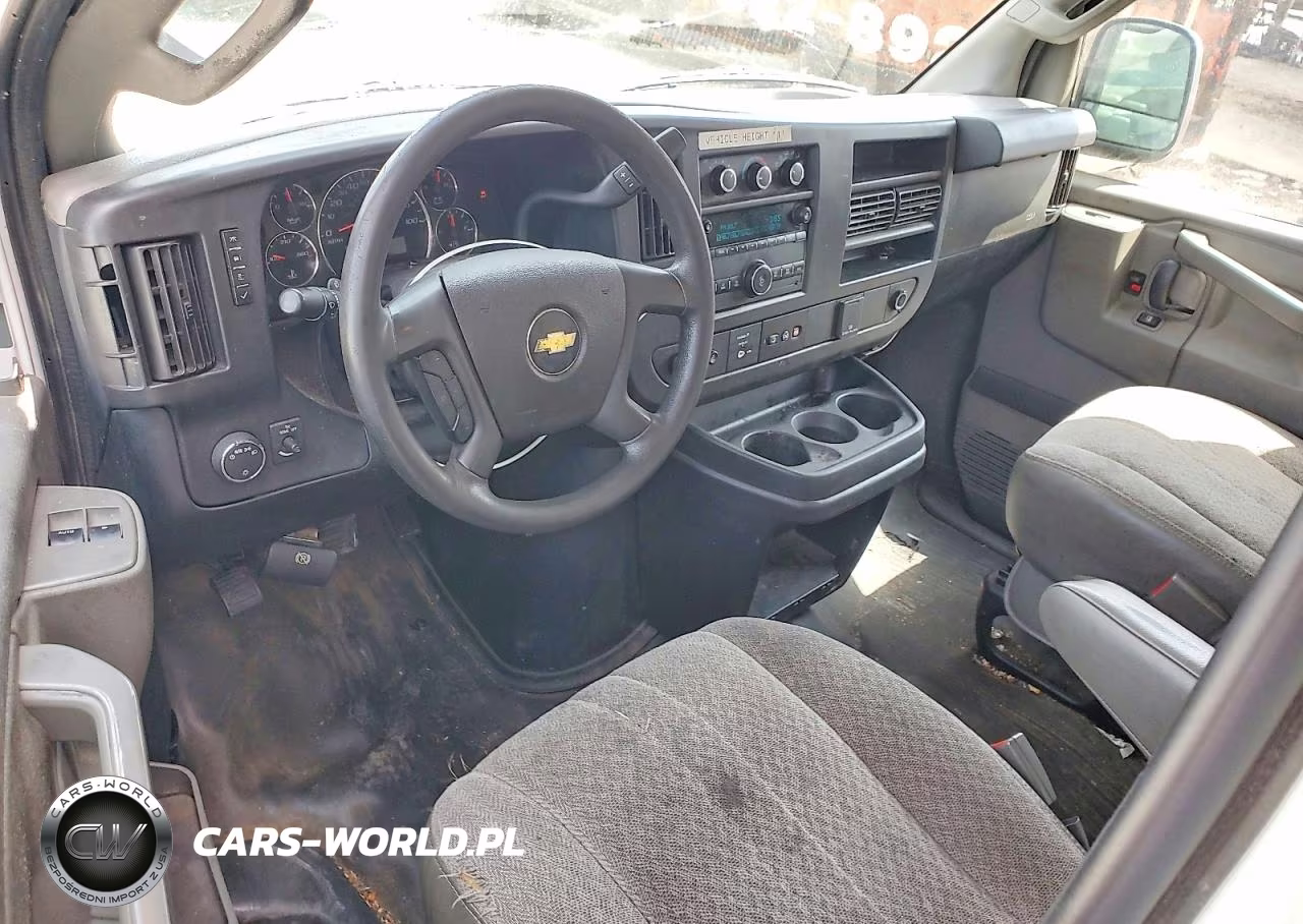 2019 Chevrolet Express G3500 Delivery Truck VIN:1GB0GRFG6K1366003 - 8