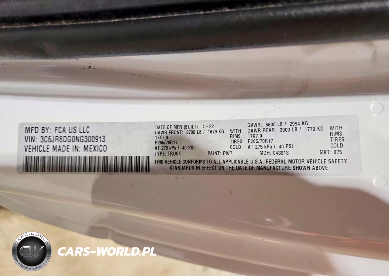 2022 Ram 1500 Classic Tradesman VIN:3C6JR6DG0NG300913 - 12