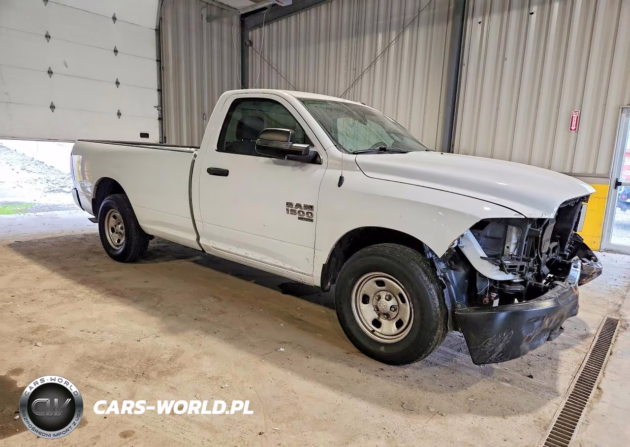 2022 Ram 1500 Classic Tradesman VIN:3C6JR6DG0NG300913 - 4
